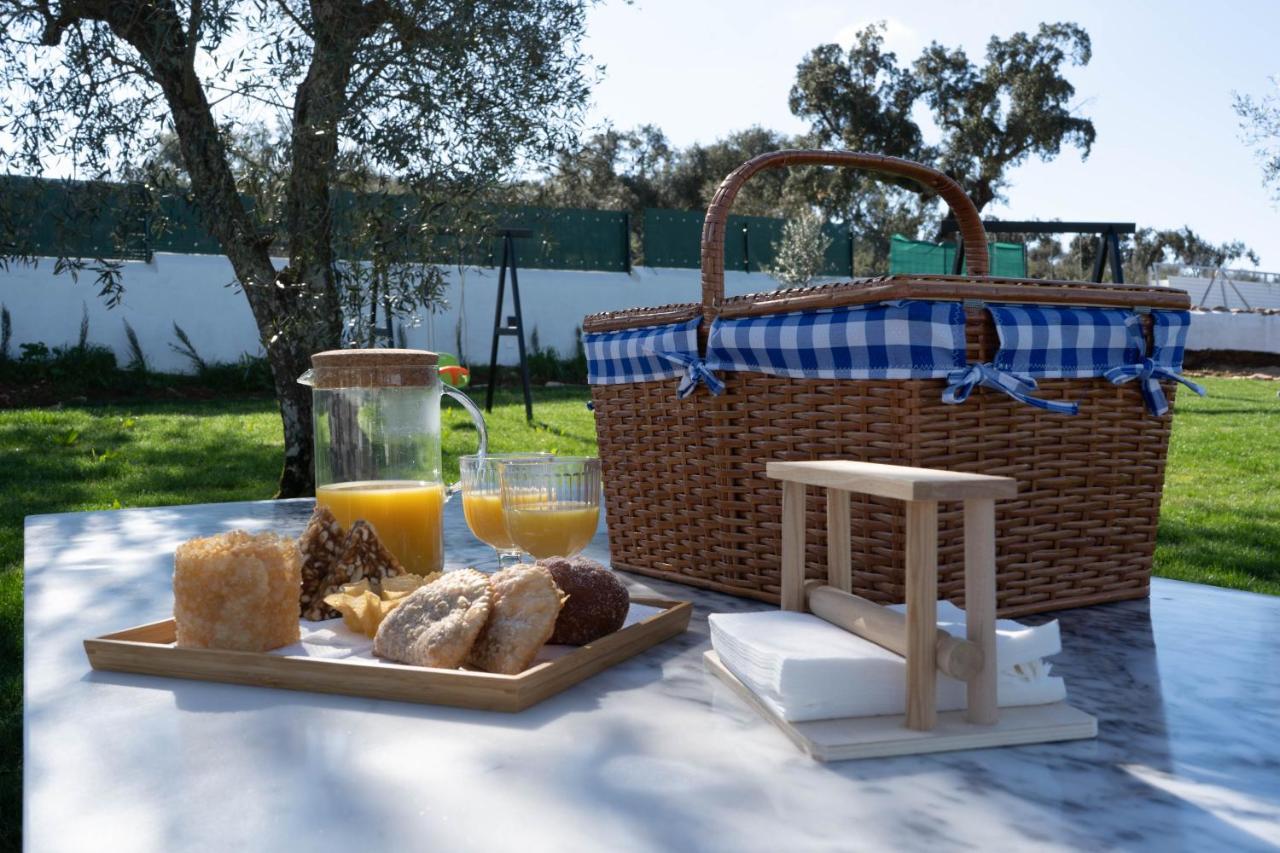 Herdade Da Maridona Em Estremoz - Turismo Rural Bed and Breakfast Gloria  Esterno foto